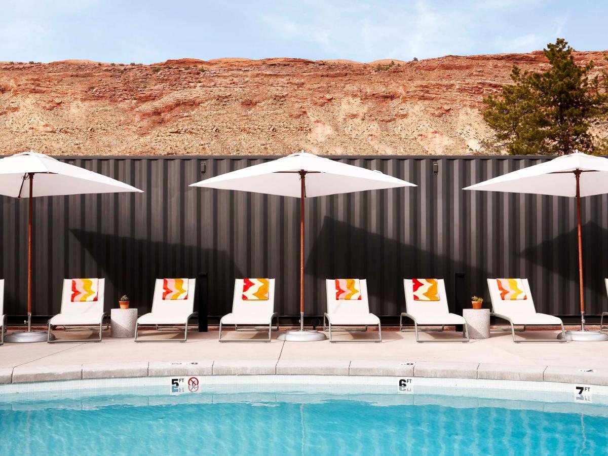 Field Station Joshua Tree Hotel ยุคคาแวลลีย์ ภายนอก รูปภาพ