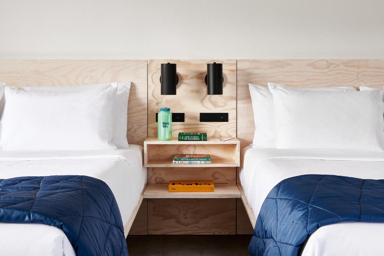Field Station Joshua Tree Hotel ยุคคาแวลลีย์ ภายนอก รูปภาพ
